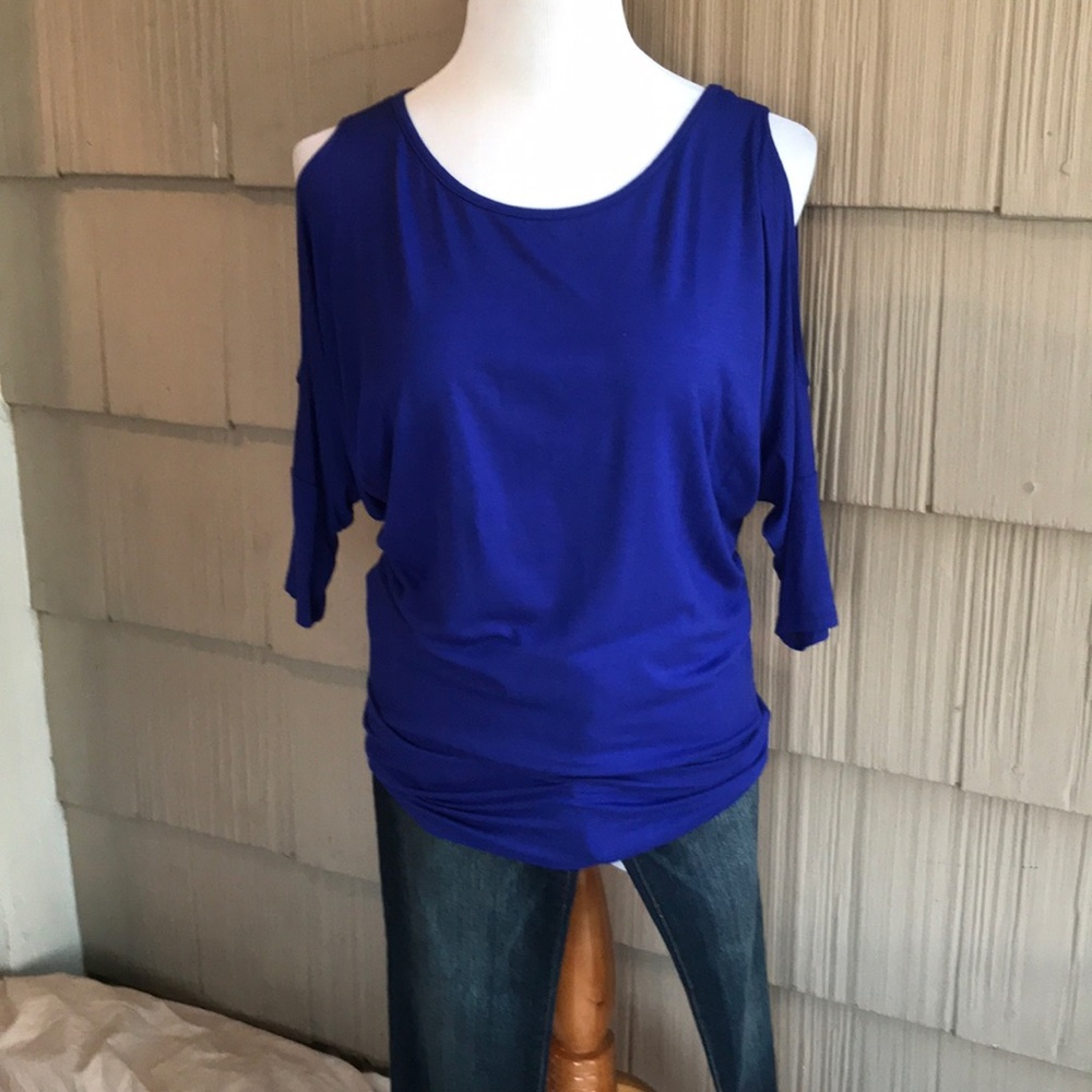 NWT Emma’s Closet royal blue cold shoulder blouse - Picture 1 of 4